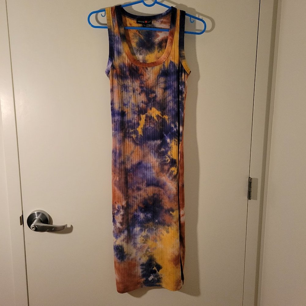 Tie Dye Summer Midi Dress!
